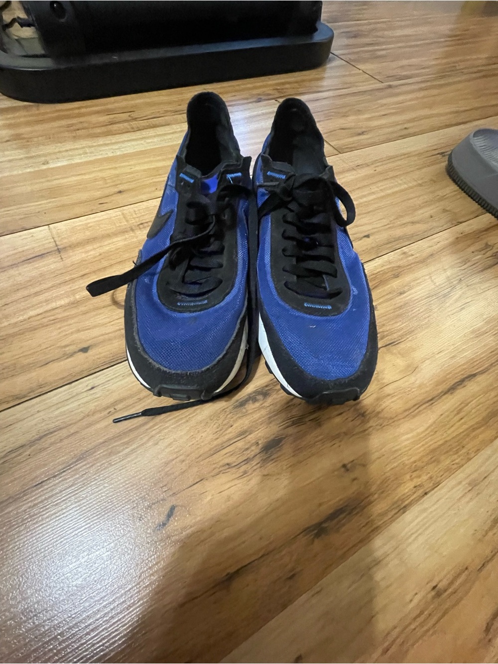 Nike Men's Blue and Black Casual Sneakers